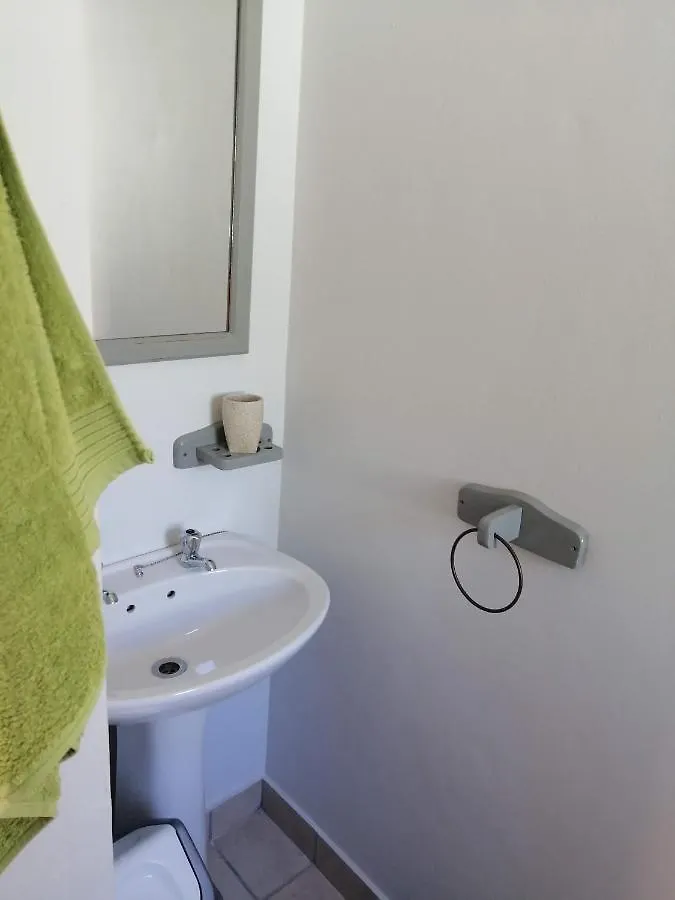 Homestay Froggy At The Pond Apartment Simon's Town South Africa